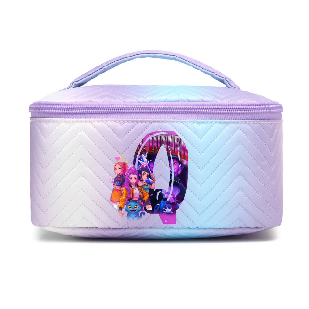 Trousse de Voyage Huntrix – Lettre Personnalisée A à Z 17 Trousse de Voyage Huntrix – Lettre Q