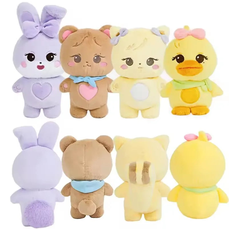 Peluche BLACKPINK – Jennie, Lisa, Rosé & Jisoo (25 cm) 2 Peluches Blackpink Jennie Lisa Rose Jisoo