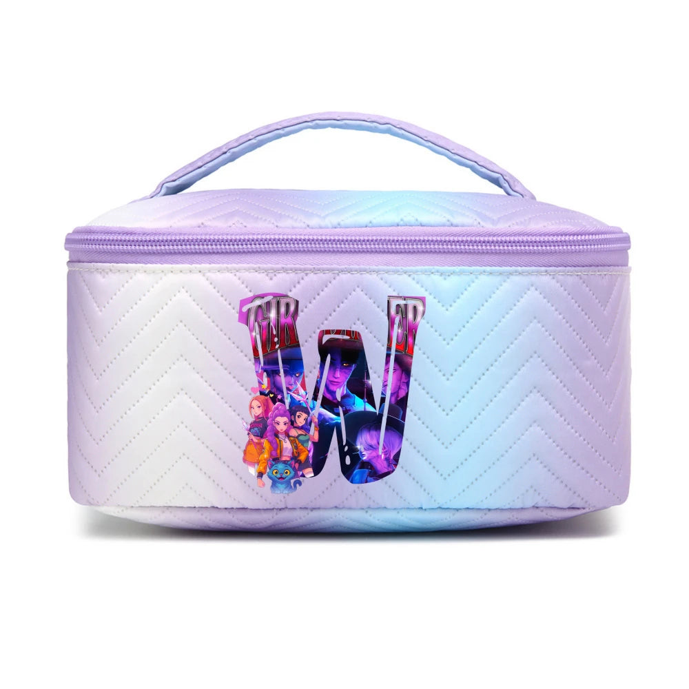 Trousse de Voyage Huntrix – Lettre Personnalisée A à Z 23 Trousse de Voyage Huntrix – Lettre W