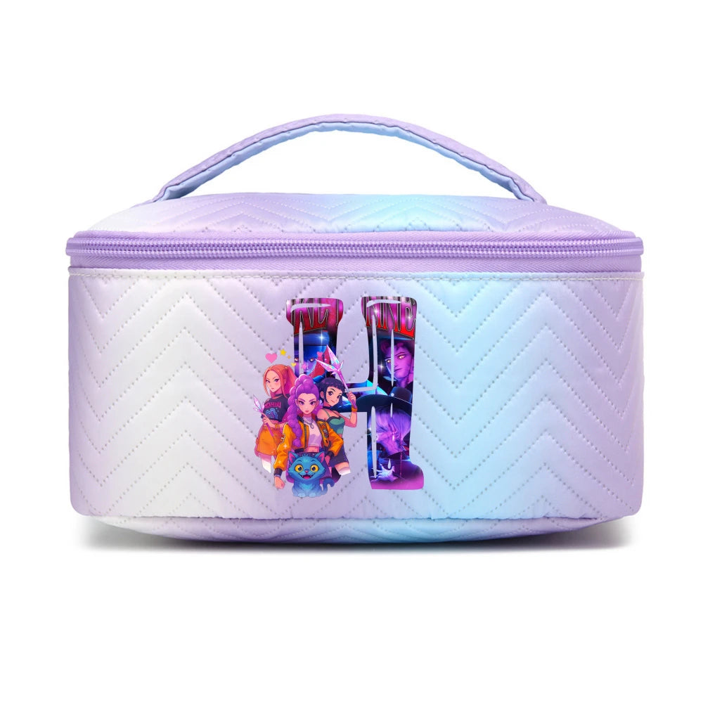 Trousse de Voyage Huntrix – Lettre Personnalisée A à Z 8 Trousse de Voyage Huntrix – Lettre H